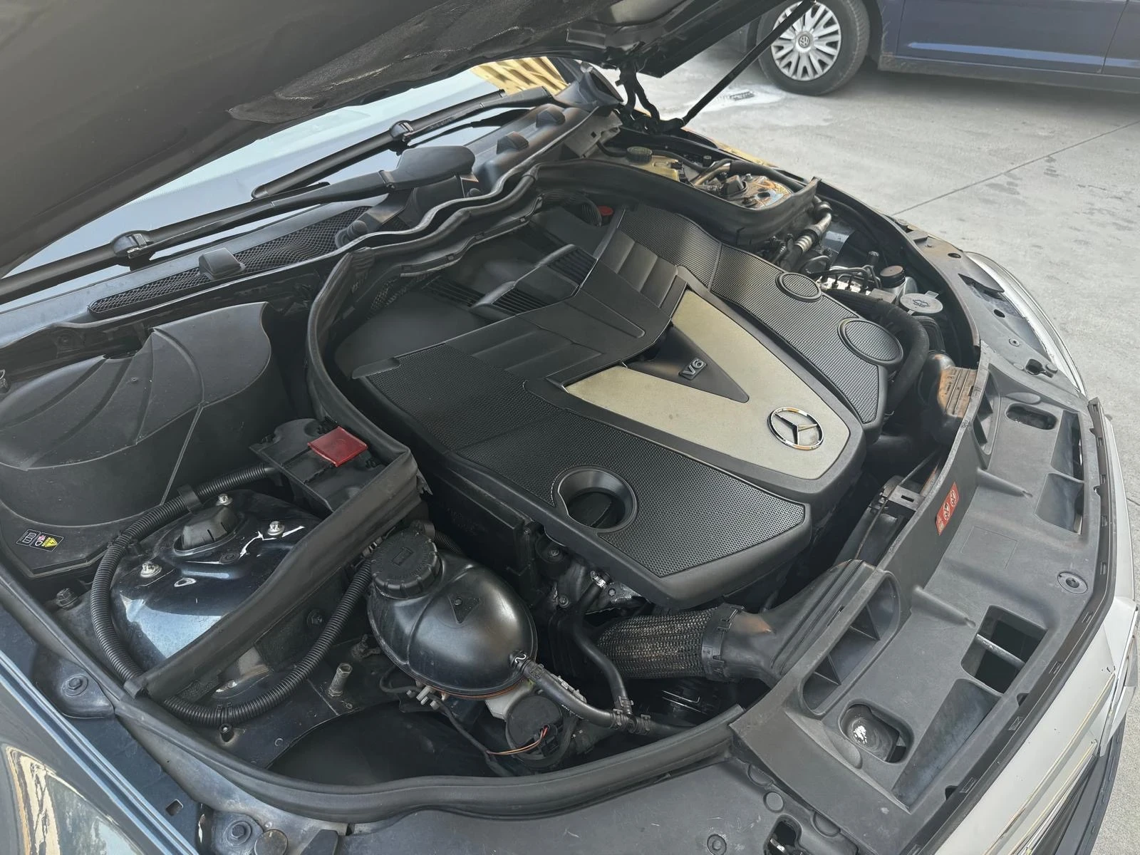 Mercedes-Benz C 320, снимка 8 - Автомобили и джипове - 55475390