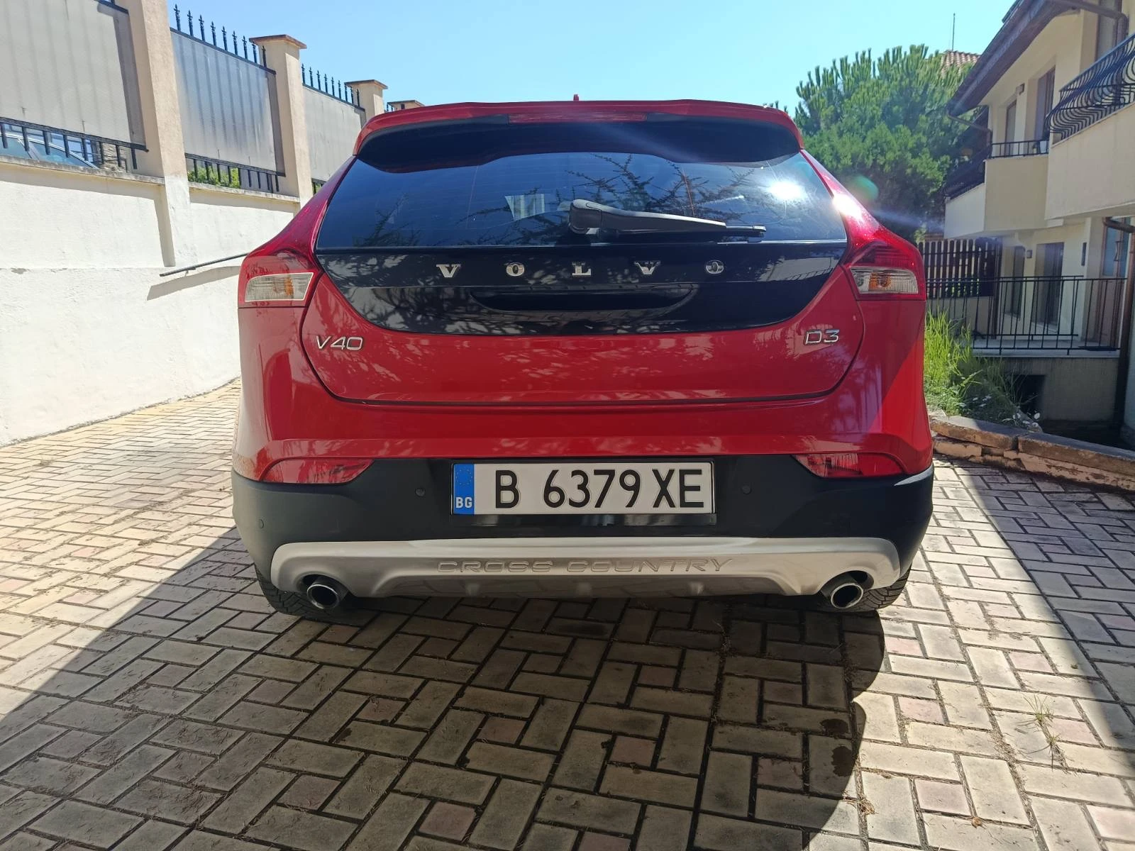 Volvo V40 Cross Country, снимка 4 - Автомобили и джипове - 55485717