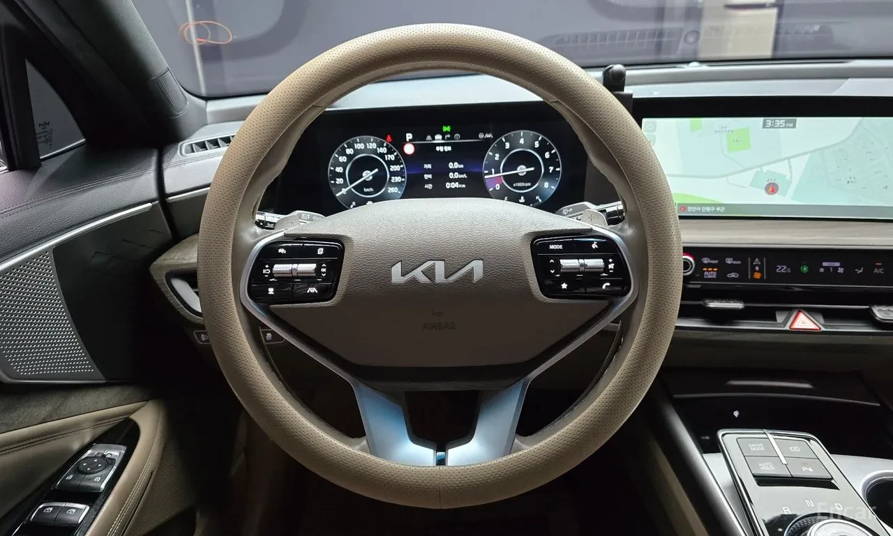 Kia K8 Full extras* Цена до България, снимка 6 - Автомобили и джипове - 55641906
