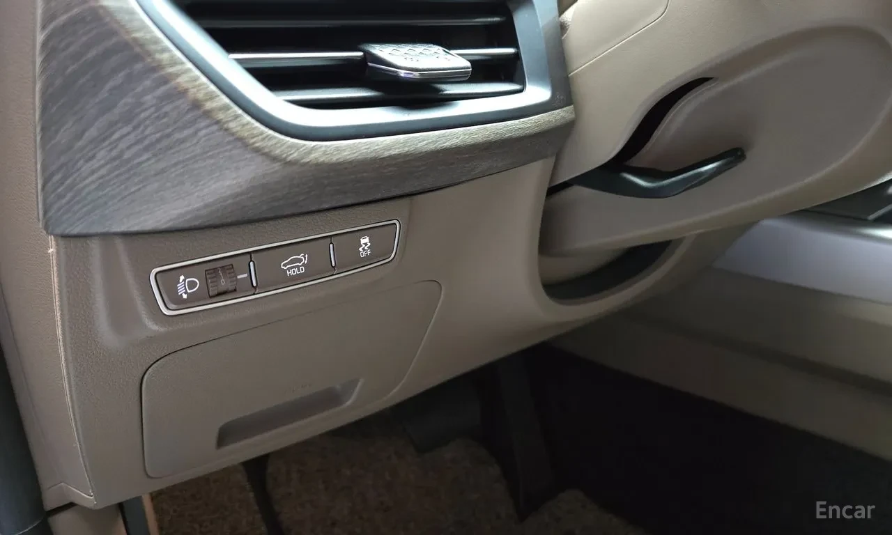 Kia K8 Full extras* Цена до България, снимка 11 - Автомобили и джипове - 55641906
