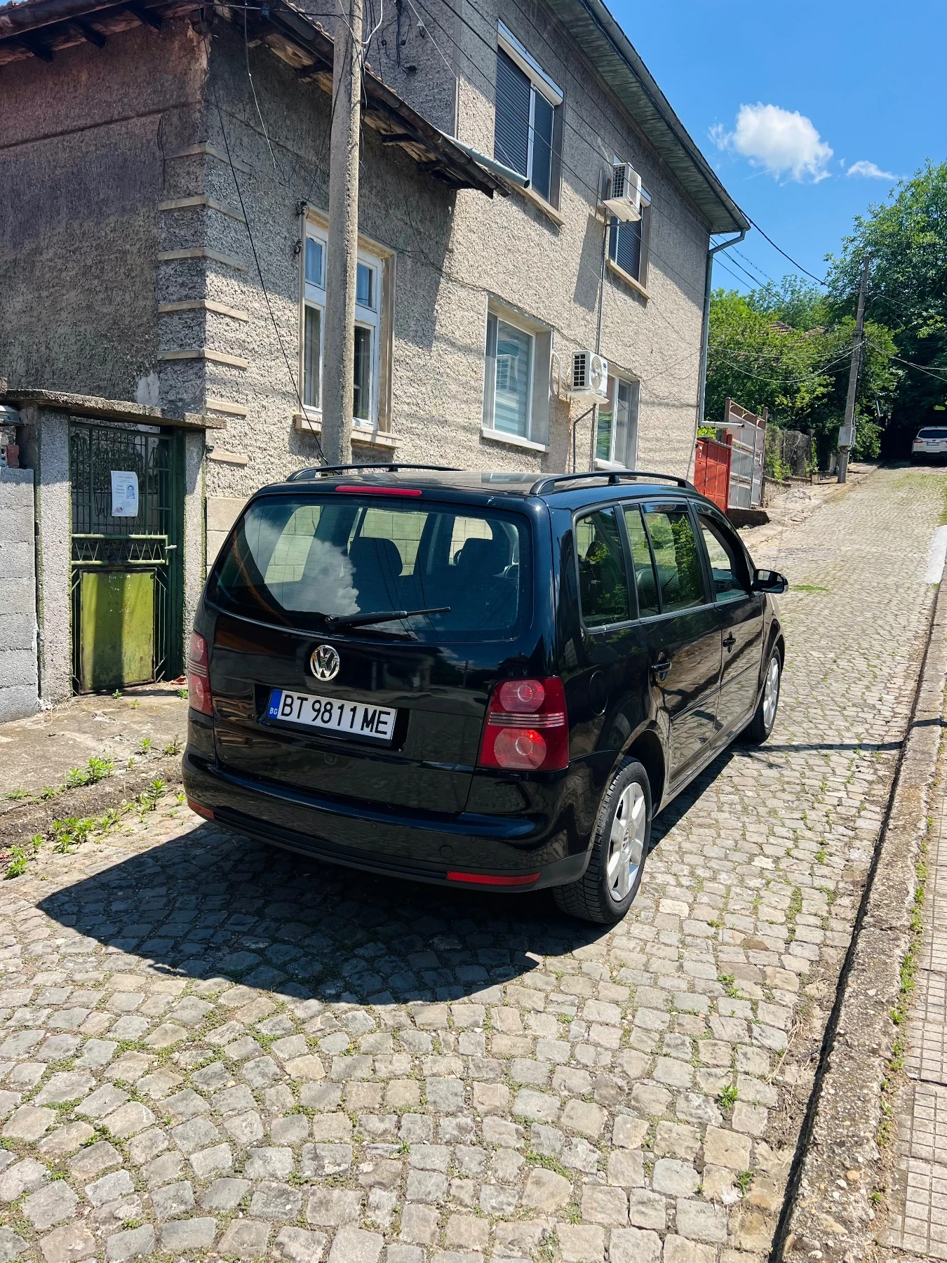 VW Touran 2.0tdi, снимка 2 - Автомобили и джипове - 55676559