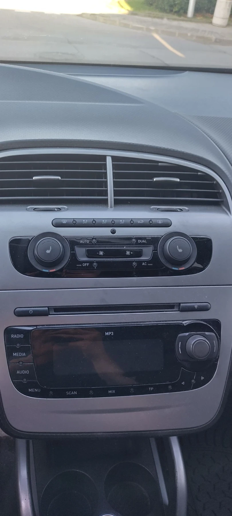 Seat Altea 1, 9 TDI BLS, снимка 8 - Автомобили и джипове - 56410734