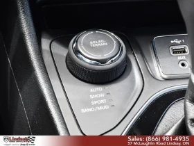 Jeep Cherokee  Altitude 4WD* АвтоКредит* (ЦЕНА ДО БГ), снимка 14