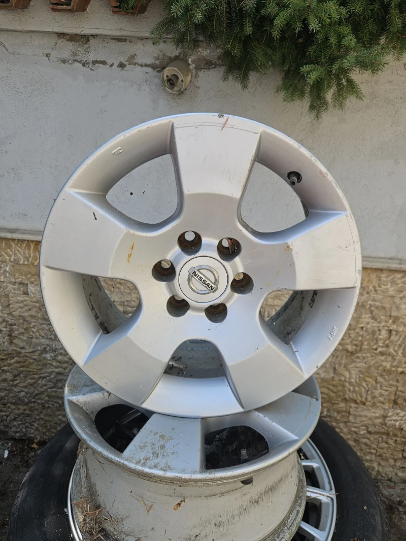 Nissan Navara 2.5D, снимка 11 - Автомобили и джипове - 39717262