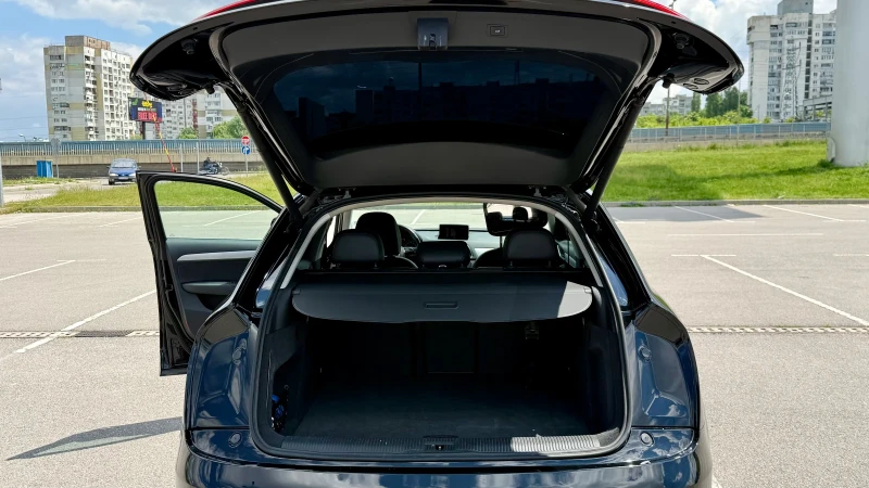 Audi Q3, снимка 12 - Автомобили и джипове - 50235324