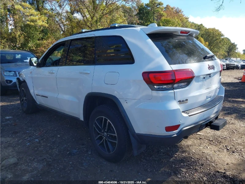 Jeep Grand cherokee TRAILHAWK / 4X4 / ОБДУХВАНЕ / ПОДГРЕВИ /, снимка 4 - Автомобили и джипове - 52963538
