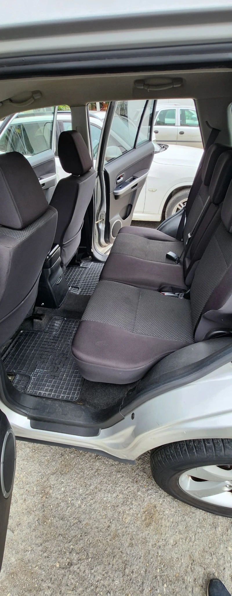 Suzuki Grand vitara 1.9 DDiS Keyless, снимка 11 - Автомобили и джипове - 53165291