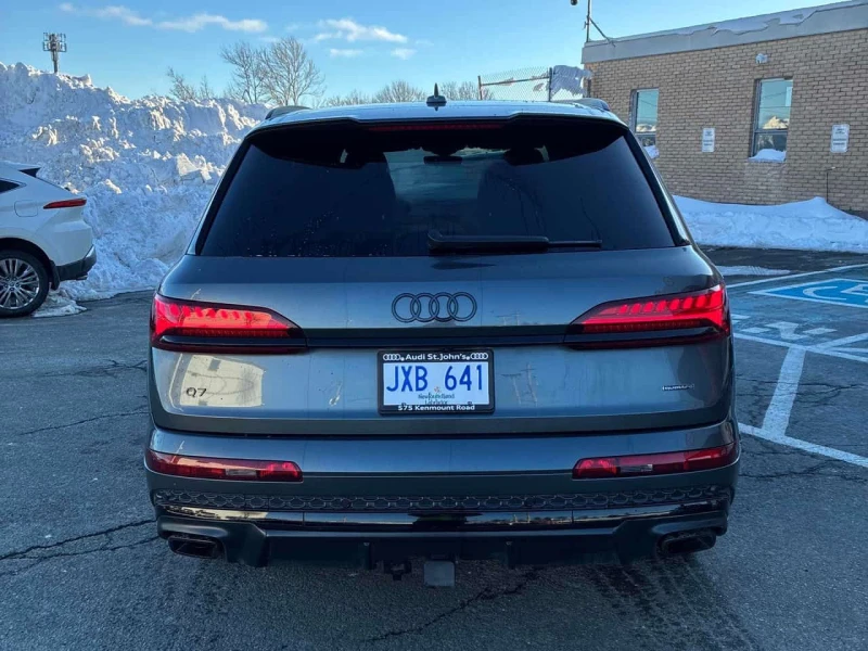 Audi Q7 /MATRIX/DISTRONIC/360/ОБДУХВНАНЕ, снимка 4 - Автомобили и джипове - 53581050