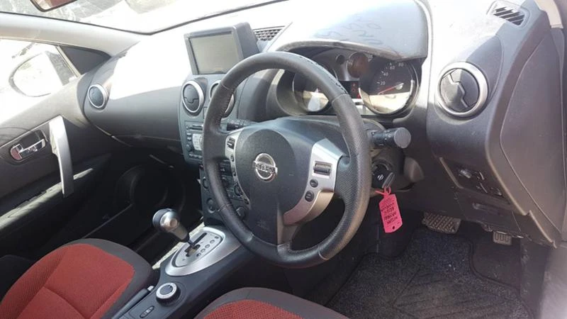 Nissan Qashqai  1.5dci и2.0dci, снимка 4 - Автомобили и джипове - 42072377