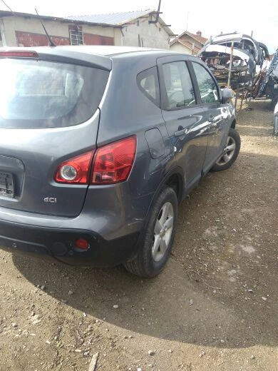 Nissan Qashqai  1.5dci и2.0dci, снимка 14 - Автомобили и джипове - 42072377