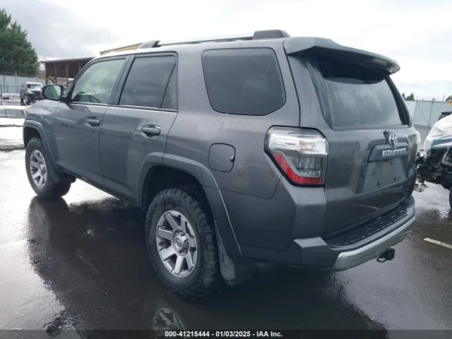 Toyota 4runner, снимка 3 - Автомобили и джипове - 49008609