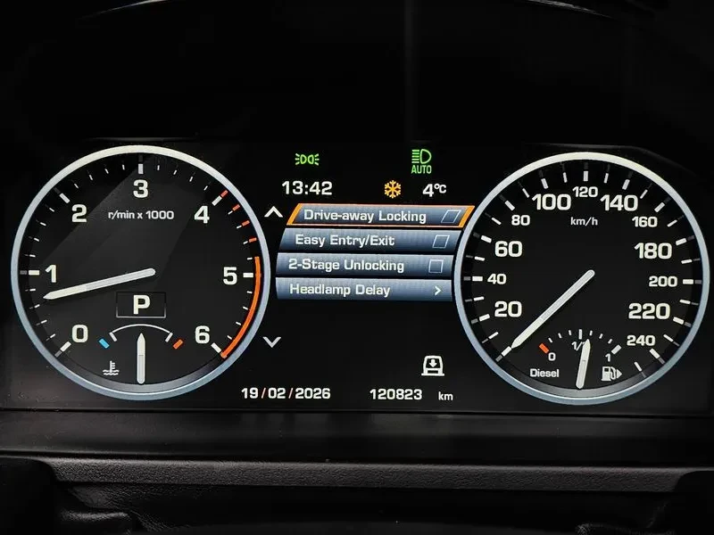 Land Rover Range rover 4.4, снимка 8 - Автомобили и джипове - 54504257