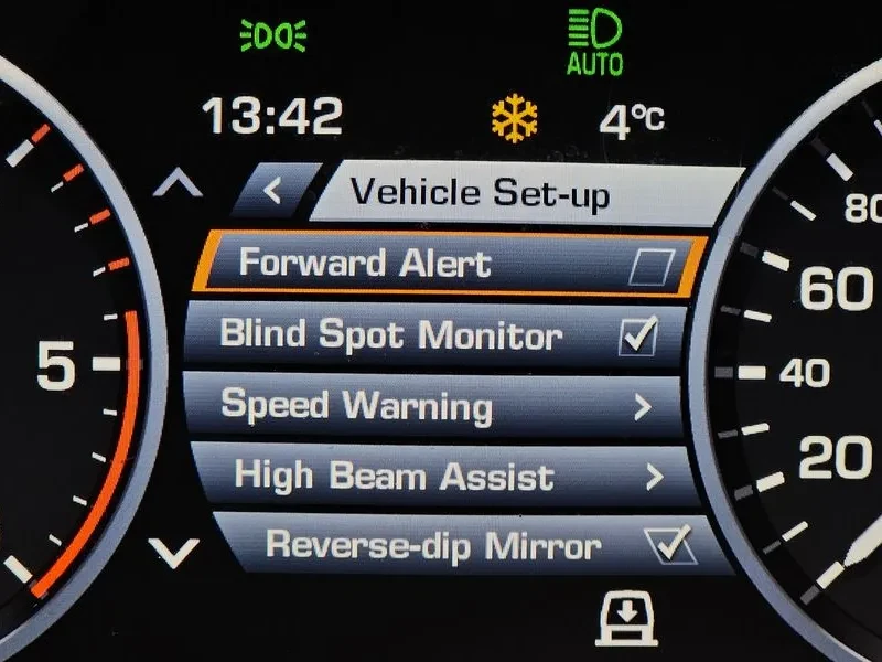 Land Rover Range rover 4.4, снимка 16 - Автомобили и джипове - 54504257