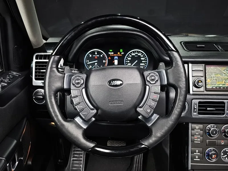 Land Rover Range rover 4.4, снимка 13 - Автомобили и джипове - 54504257