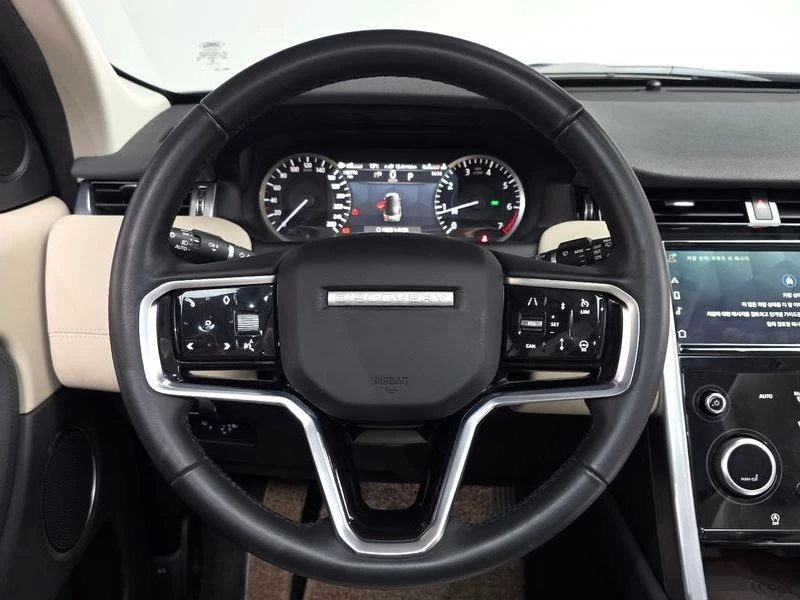 Land Rover Discovery Sport 2.0 Automatic, снимка 13 - Автомобили и джипове - 55841268