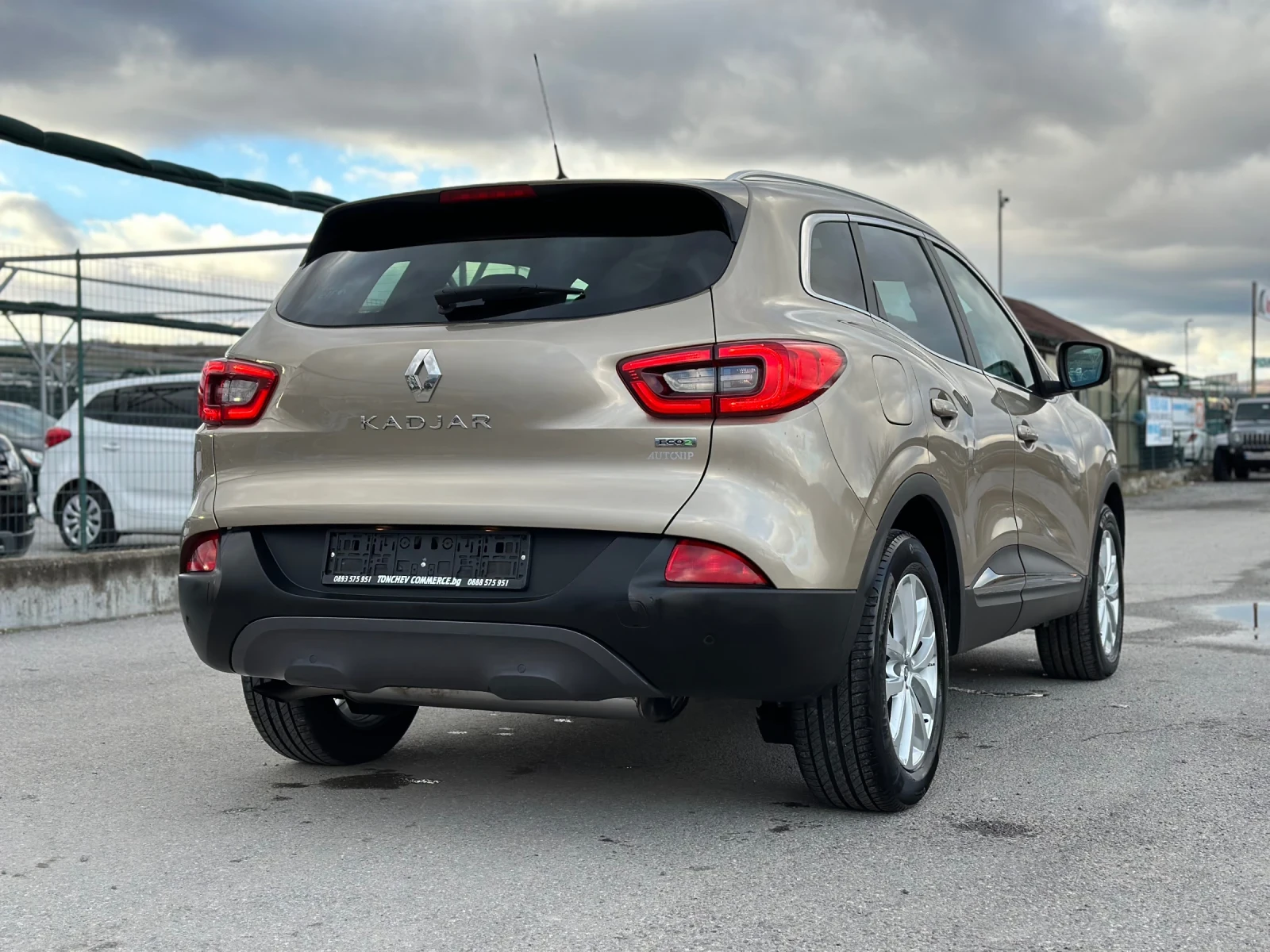 Renault Kadjar 1.5-dci-AUTOMAT-145.306km-NEW-LED-NAVI-PANORAMA - изображение 6