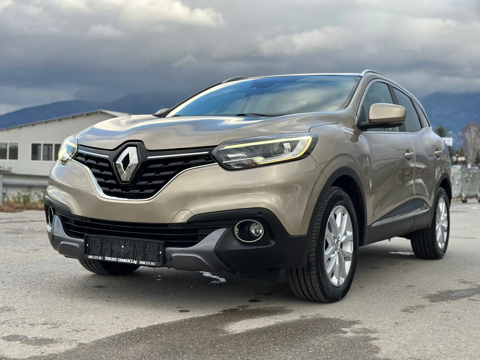 Renault Kadjar 1.5-dci-AUTOMAT-145.306km-NEW-LED-NAVI-PANORAMA - изображение 3