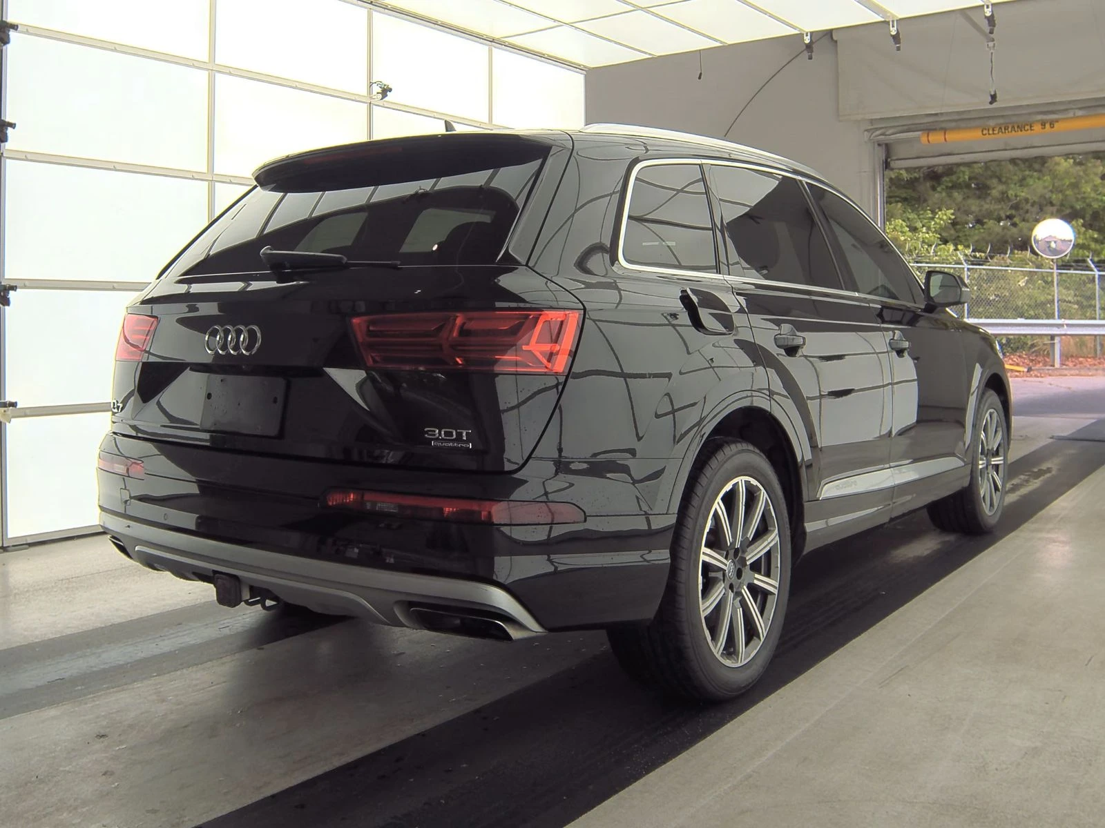 Audi Q7 MATRIX* DISTRONIK* 7МЕСТА* DIGITAL* BOSE* ОБДУХ - изображение 5