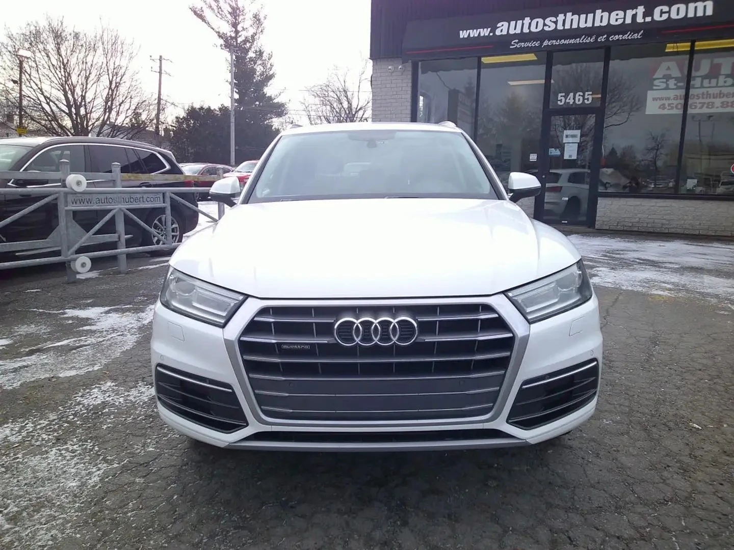 Audi Q5 KOMFORT* QUATTTRO* ПОДГРЕВ* КАМЕРА* KEYLESS - изображение 2