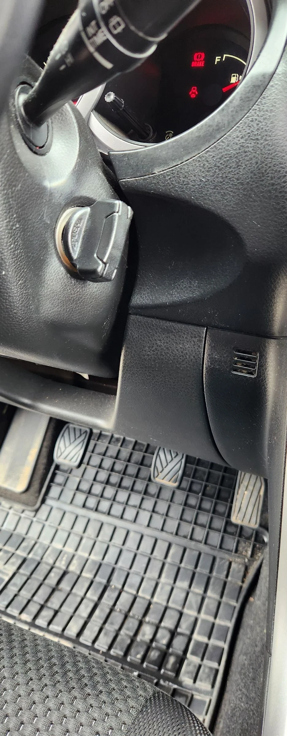 Suzuki Grand vitara 1.9 DDiS Keyless - изображение 8