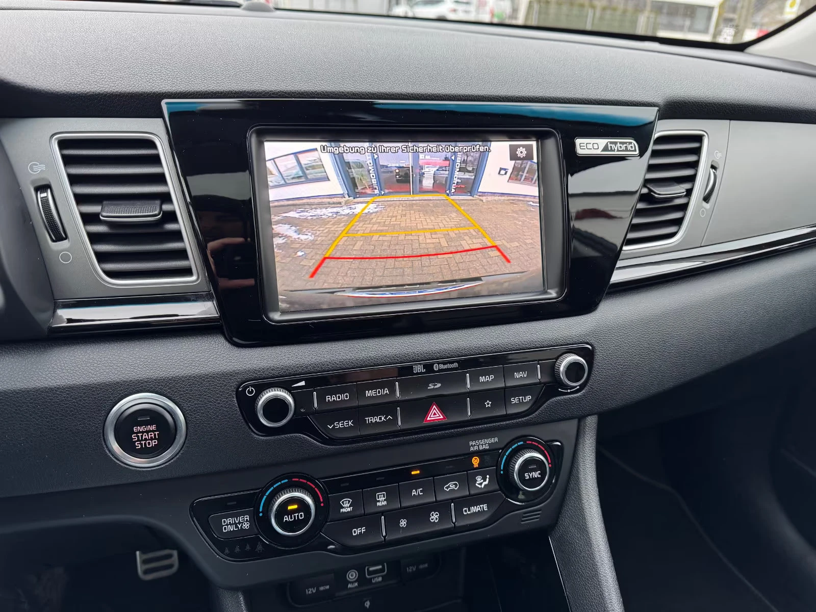 Kia Niro 1.6HEV/141HP/SPIRIT/CAM/JBL/NAVI/ACC/LED/835g | Mobile.bg � ����������� 12