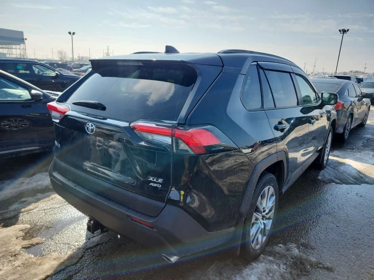 Toyota Rav4 XLE /CARFAX /Кожа/Подгрев/4х4/Панорама, снимка 3 - Автомобили и джипове - 53894027