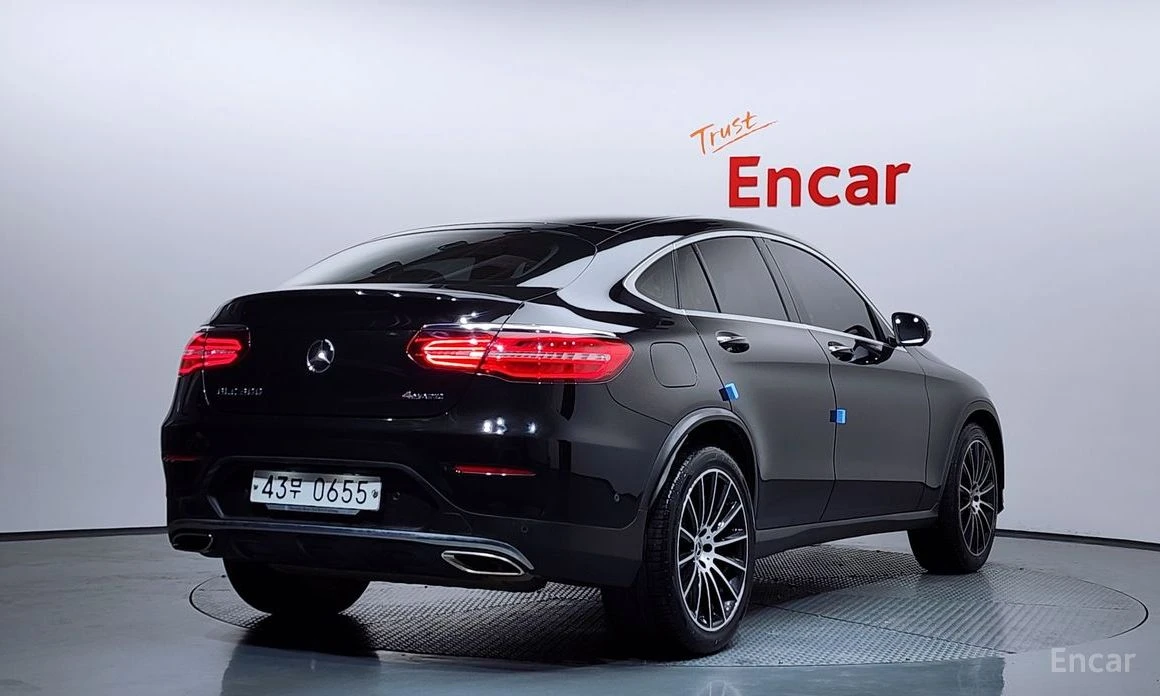 Mercedes-Benz GLC 300 4MATIC* AMG LINE* HEAD-UP* BURMESTER* 360 КАМЕРИ, снимка 4 - Автомобили и джипове - 54230080