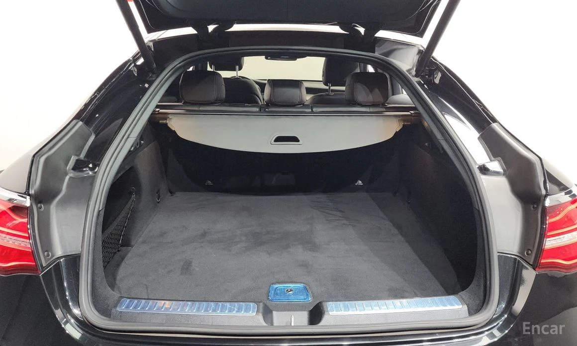 Mercedes-Benz GLC 300 4MATIC* AMG LINE* HEAD-UP* BURMESTER* 360 КАМЕРИ, снимка 7 - Автомобили и джипове - 54230080