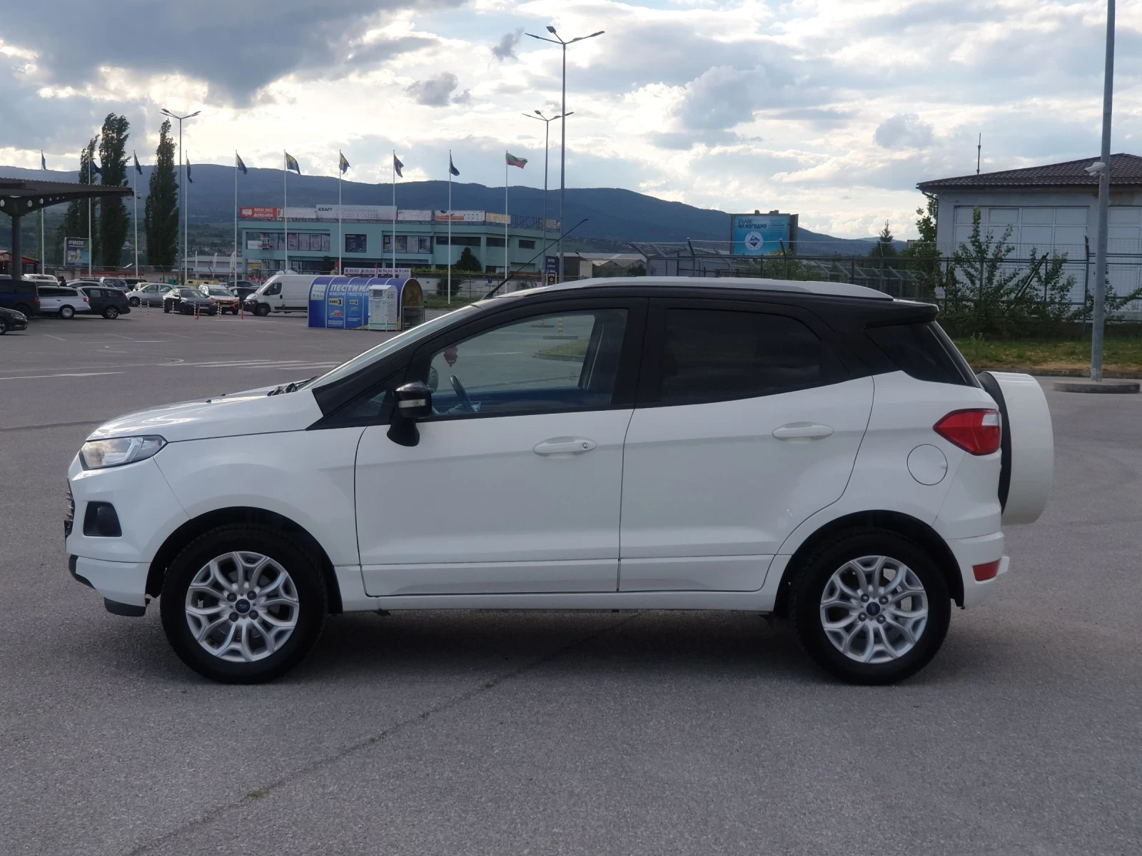 Ford EcoSport 1.0, снимка 6 - Автомобили и джипове - 54576384