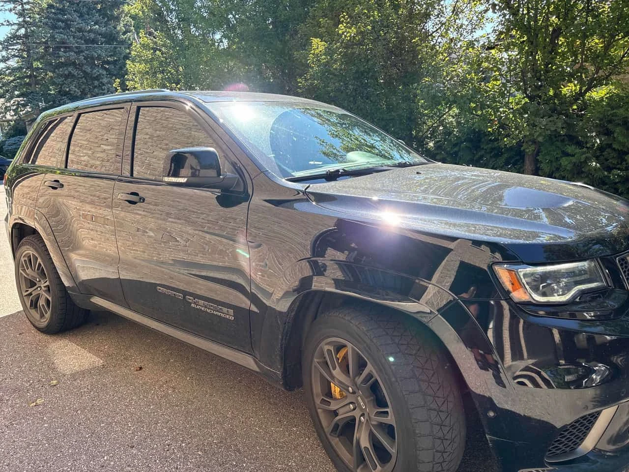 Jeep Grand cherokee * Trackhawk * CARFAX * БЕЗ ПЪРВОНАЧАЛНА ВНОСКА, снимка 3 - Автомобили и джипове - 55484345