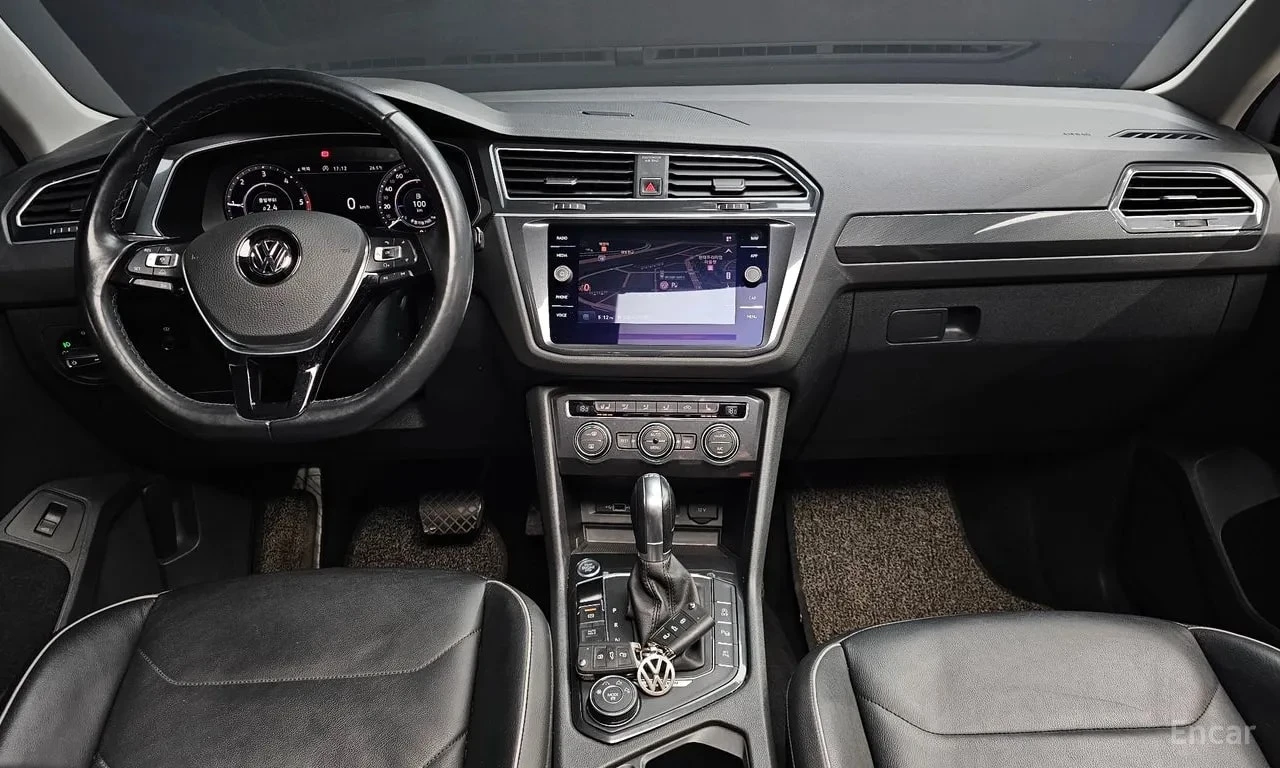 VW Tiguan * 2.0 TDI 4Motion Prestige * КРАЙНА ЦЕНА ДО БГ, снимка 7 - Автомобили и джипове - 55886550