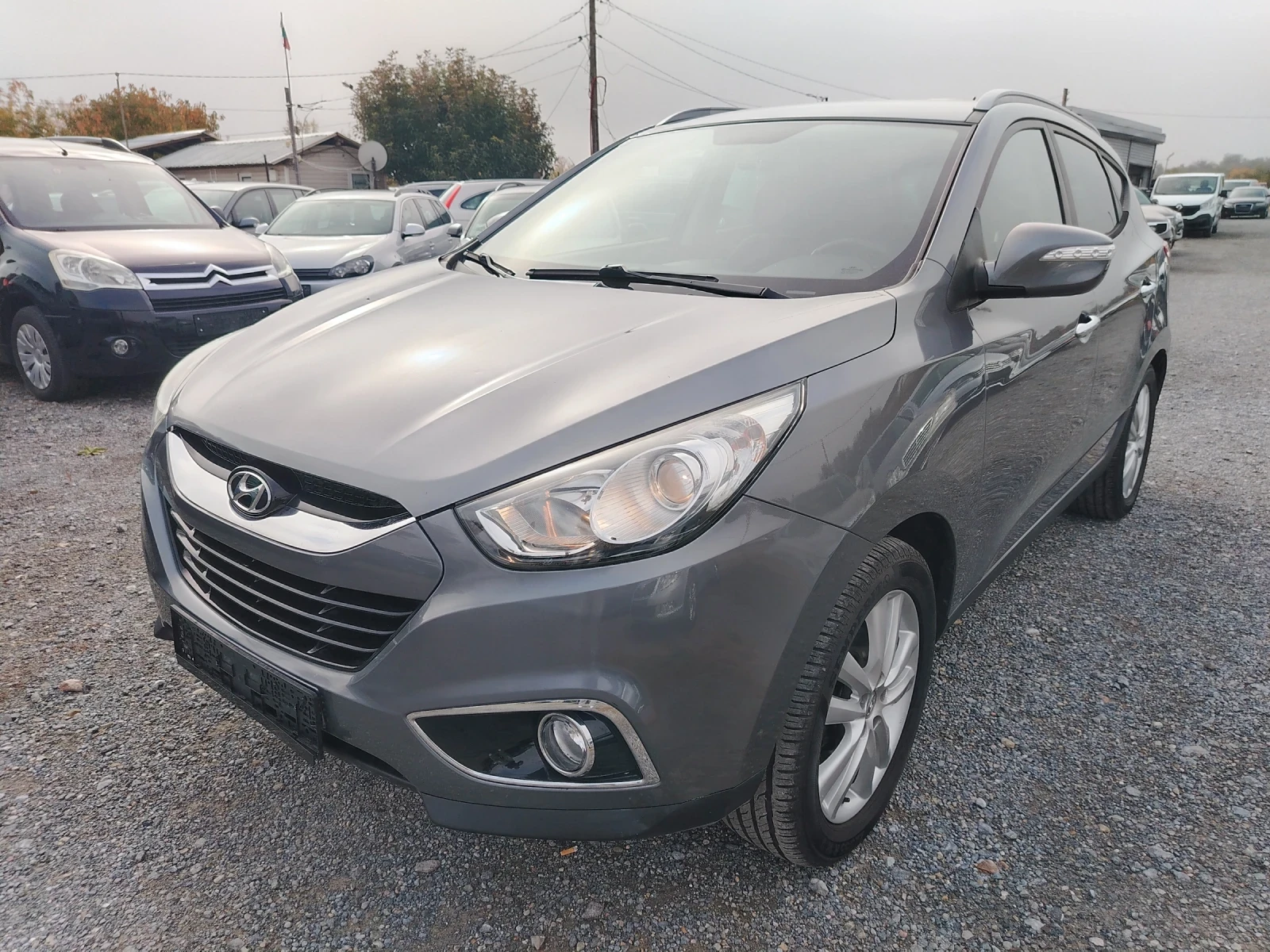 Hyundai IX35 2.0 CRDI 120000KM, снимка 2 - Автомобили и джипове - 56681750