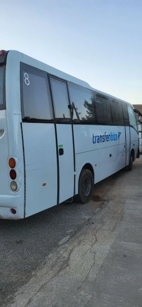     Iveco 8013
