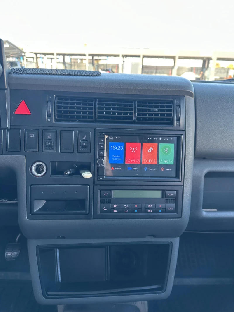 VW T4 2.5 TDI 151 кс., снимка 9 - Бусове и автобуси - 52976464