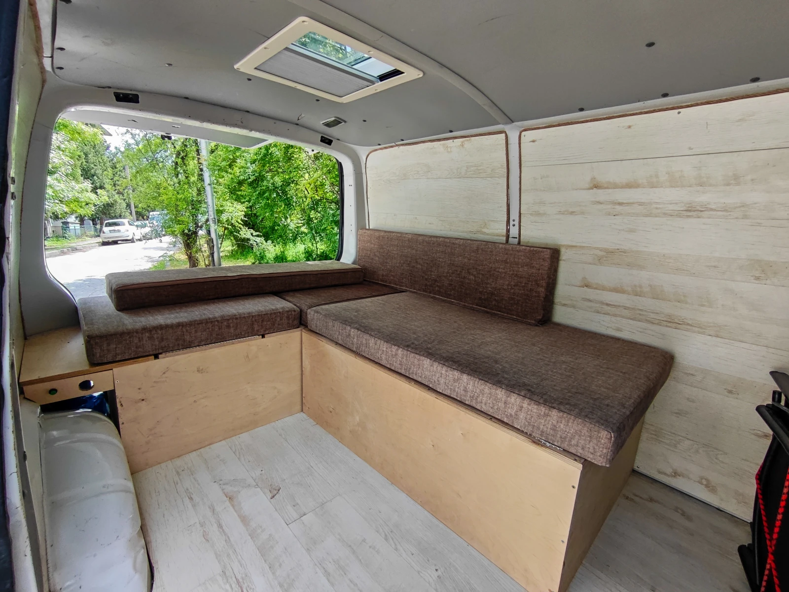 VW T5, снимка 6 - Бусове и автобуси - 54398545