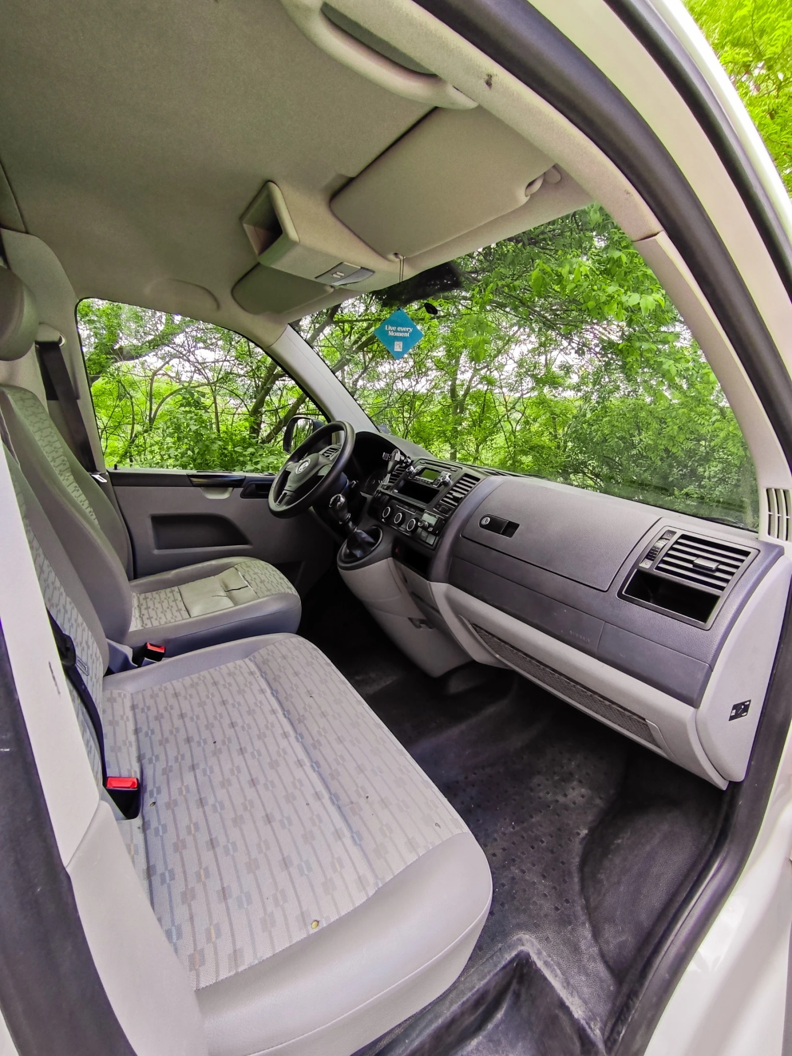 VW T5, снимка 10 - Бусове и автобуси - 54398545