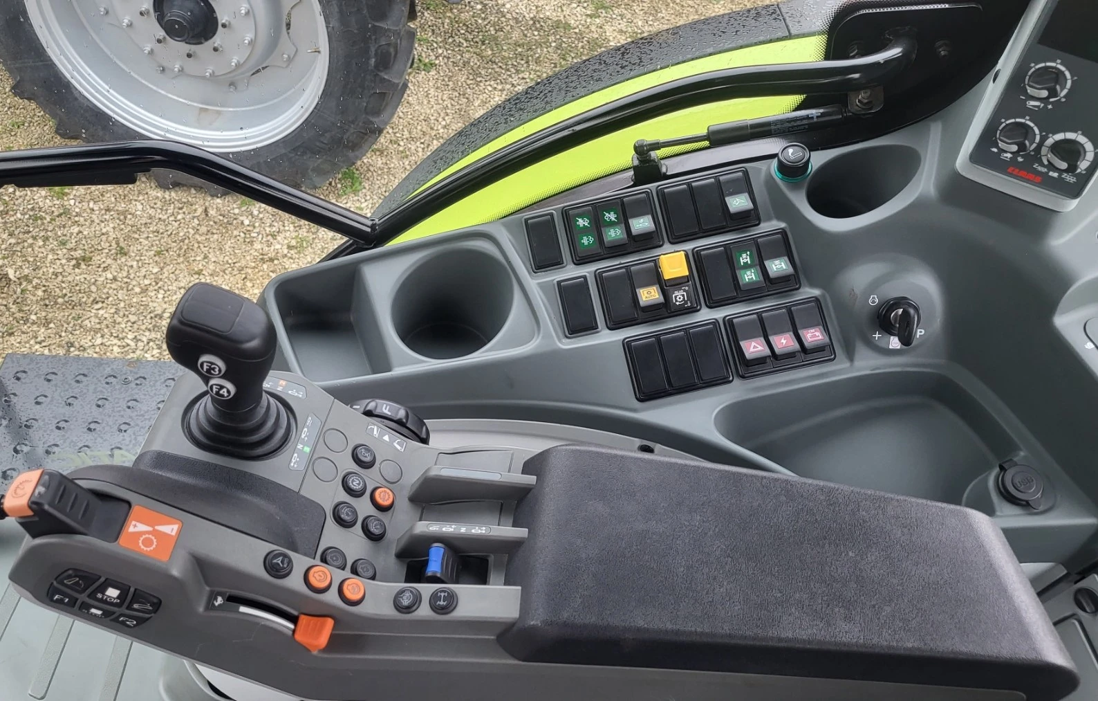 ������� Claas ARION 660 | Mobile.bg � ����������� 12