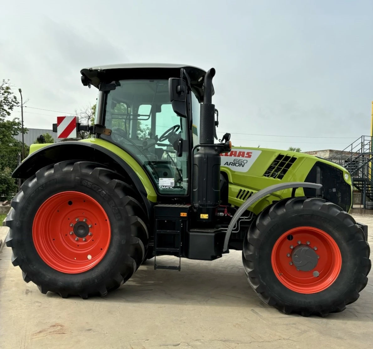 Трактор Claas ARION 660 - изображение 3