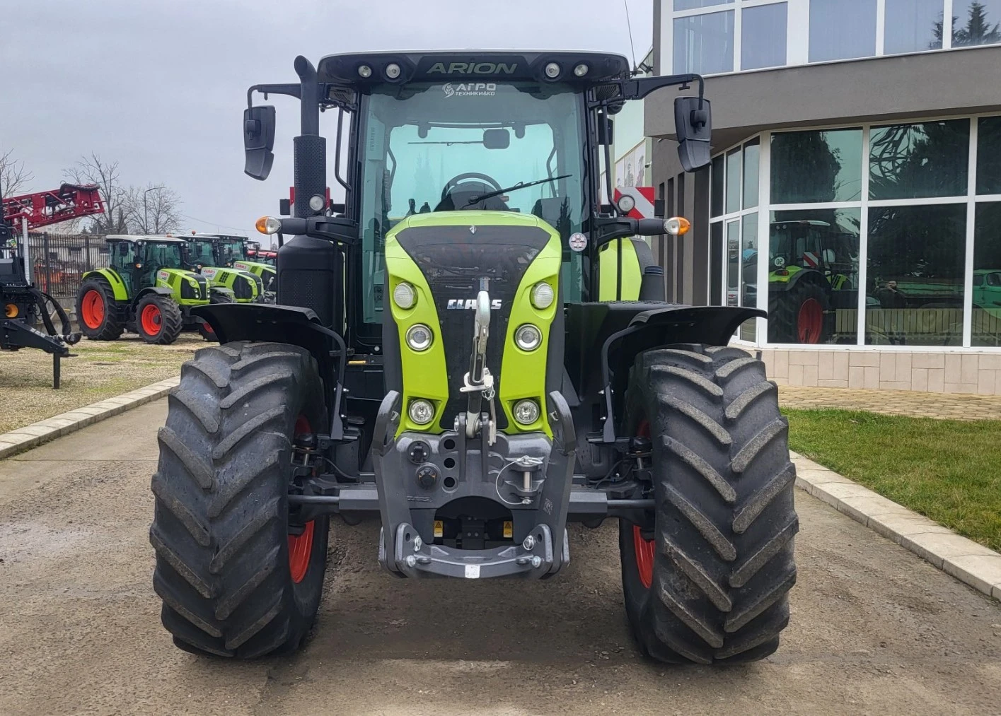 ������� Claas ARION 660 | Mobile.bg � ����������� 9