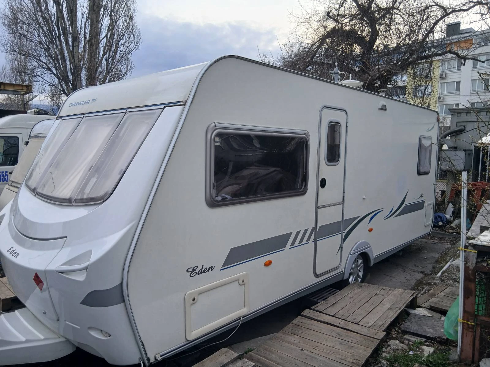 Каравана Caravelair Eden, снимка 2 - Каравани и кемпери - 54324560
