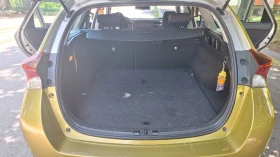 Toyota Auris, снимка 9