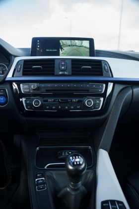BMW 340 iX ///M- Performance 2018 ръчни скорости , снимка 16
