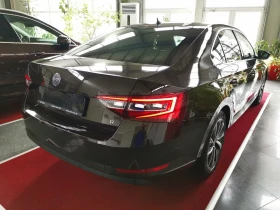 Обява за продажба на Skoda Superb L&K 4х4 7DSG ~44 000 лв. - изображение 3 | Auto.bg Обява за продажба на Skoda Superb L&K 4х4 7DSG ~44 000 лв. - изображение 3