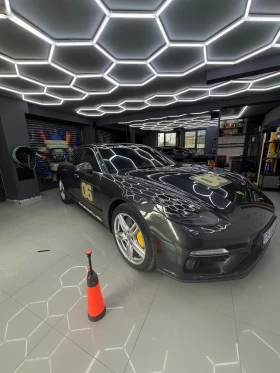 ����� �� �������� �� Porsche Panamera Turbo Sport Turismo 4.0 V8 4x4 TV