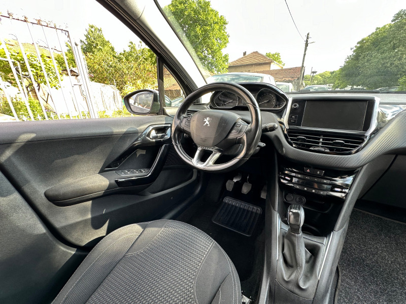 Peugeot 208 1.6HDi allure , снимка 10 - Автомобили и джипове - 46041010
