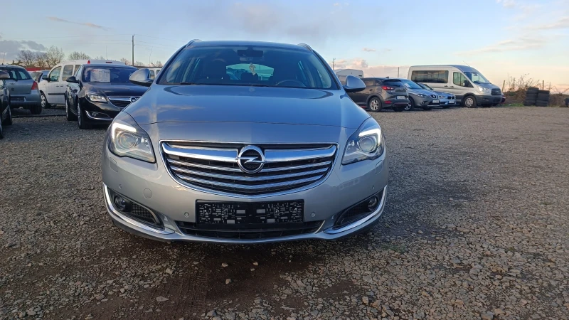 Opel Insignia 1.6 ST CH, снимка 1 - Автомобили и джипове - 48081064