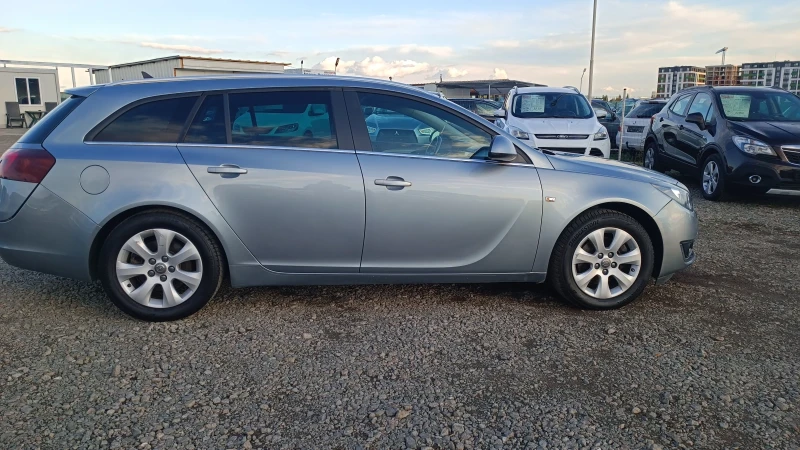 Opel Insignia 1.6 ST CH, снимка 7 - Автомобили и джипове - 48081064