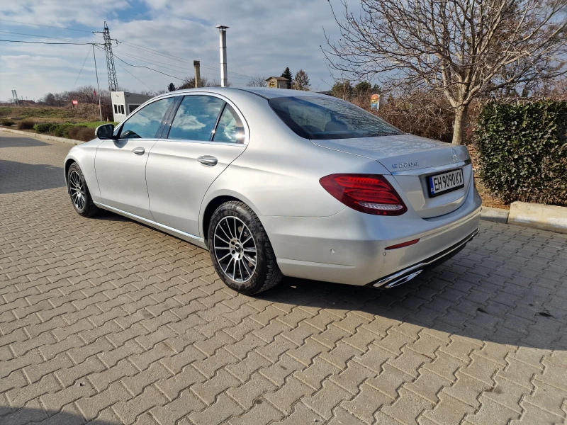 Mercedes-Benz E 220 d, снимка 2 - Автомобили и джипове - 49008921