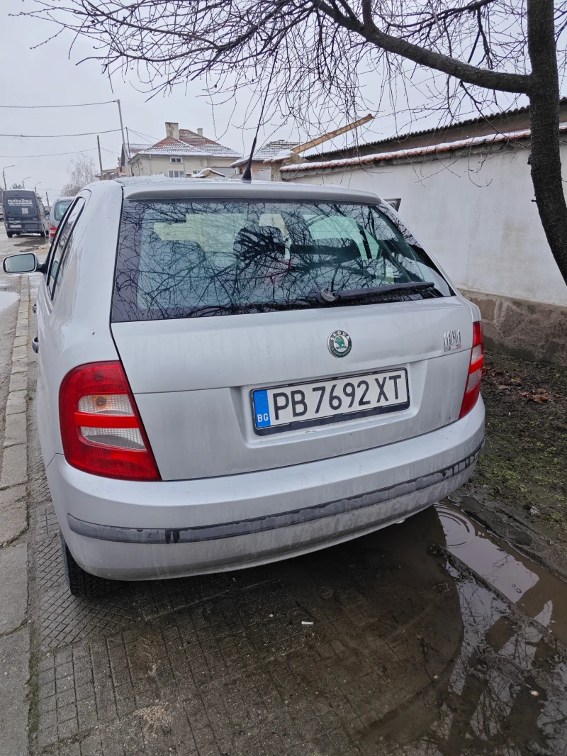 Skoda Fabia, снимка 4 - Автомобили и джипове - 49180141