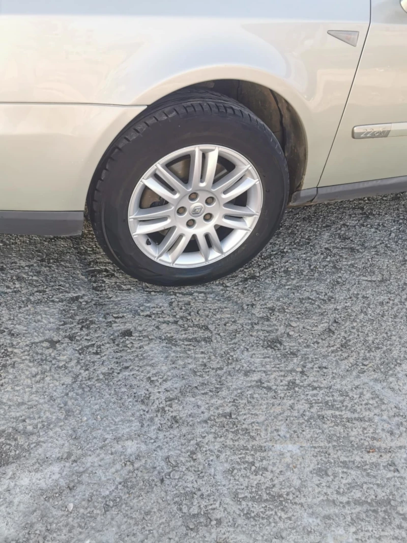 Renault Vel satis 2200, снимка 3 - Автомобили и джипове - 51900356